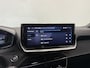 Peugeot 2008 1.2 PureTech 100 Allure Navigatie Apple Carplay/Android Auto Parkeersensoren Cruise Control Full LED Virtual Cockpit Climate Control Lichtmetalen velgen
