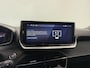 Peugeot 2008 1.2 PureTech 100 Allure Navigatie Apple Carplay/Android Auto Parkeersensoren Cruise Control Full LED Virtual Cockpit Climate Control Lichtmetalen velgen