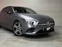 Mercedes-Benz A-klasse 180 AMG Designo Matgrijs Sfeerverlichting Carplay