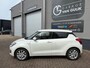 Suzuki Swift 1.2 Style Smart Hybrid 83PK Navi,Airco,ACC,Isofix,Carplay,Camera,ElektrRamen+Spiegels,Stoelverwarming,Multi-Stuur,Led