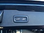 Volvo V60 T6 350 PK Recharge AWD INSCRIPTION | ADAPTIEVE CRUISE CONTROL| SCHUIF-KANTELDAK| STUUR EN STOELVERWARMING| HARMAN/KARDON| LEDEREN STOELEN MET MEMORY|