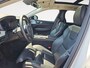 Volvo XC60 2.0 T8 Plug-in hybrid AWD Ultra Dark Luchtvering | Bowers & Wilkins sound | Massagefunctie | Panoramadak |