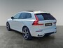 Volvo XC60 2.0 T8 Plug-in hybrid AWD Ultra Dark Luchtvering | Bowers & Wilkins sound | Massagefunctie | Panoramadak |