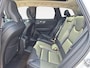 Volvo XC60 2.0 T8 Plug-in hybrid AWD Ultra Dark Luchtvering | Bowers & Wilkins sound | Massagefunctie | Panoramadak |