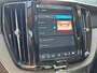 Volvo XC60 2.0 T8 Plug-in hybrid AWD Ultra Dark Luchtvering | Bowers & Wilkins sound | Massagefunctie | Panoramadak |