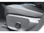 Volvo EX30 Single Motor Extended Range Plus Europa 69 kWh | 20" Y-Spaaks Lichtmetalen Velgen | Getint Glas Achter | Stuurverwarming | Stoelverwarming | Harman/Kardon Premium Audiosysteem | Elektrisch Verstelbare Stoelen Met Geheugen | BLIS Dodehoekdetectie | Adaptieve Cruise Control Met Pilot Assist | Keyless Entry | Elektrische Achterklep | Parkeersensoren Voor & Achter | Achteruitrijcamera