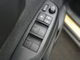 Toyota Yaris Cross 1.5 Hybrid Launch Edition - RIJKLAARPRIJS - All Seasonbanden - Achteruitrijcamera - Head-Up Display - Stoel- en Stuurverwarming - Trekhaak