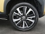 Toyota Yaris Cross 1.5 Hybrid Launch Edition - RIJKLAARPRIJS - All Seasonbanden - Achteruitrijcamera - Head-Up Display - Stoel- en Stuurverwarming - Trekhaak