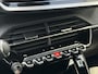 Peugeot e-2008 EV GT 54 kWh | Navigatie | Camera | Keyless | CarPlay |