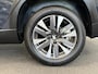 Peugeot 2008 1.2 PureTech Allure Navigatie Apple Carplay Android Auto Parkeersensoren achter Cruise Control Climate Control Lichtmetalen velgen