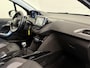 Peugeot 2008 1.2 PureTech Allure Navigatie Apple Carplay Android Auto Parkeersensoren achter Cruise Control Climate Control Lichtmetalen velgen