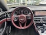Bentley Flying Spur 2.9 V6 Hybrid Azure | TOURING PAKKET | BANG & OLUFSEN | ADAPTIEVE CRUISE CONTROL | BLACK PACK | STOELVENTILATIE | STOELMASSAGE | PANORAMA/SCHUIF-KANTELDAK | LUCHTVERING | SPORTUITLAAT | 360 CAMERA | BTW AUTO | 1E EIGENAAR | 22 INCH |