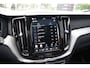 Volvo XC60 2.0 T8 Plug-in Hybrid 456 PK AWD Ultimate Dark, Panoramadak, 360 Camera, Sportstoelen