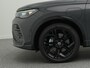 Volkswagen Tiguan R-Line Edition 1.5 eHybrid 272 PK | Trekhaak | Panoramadak | Stuur & Stoelverwarming |