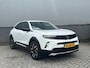 Opel Mokka-e Business Elegance 50-kWh 11kw bl. | Navigatie | Cruise Control | Dodehoek Sensor | Camera Achter |