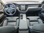 Volvo XC60 2.0 T6 Plug-in hybrid AWD Plus Dark Panoramadak | Headup display | 360 camera | Getint glas |