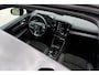 Volvo XC40 T4 Plug-in hybrid AUT7 211PK Ultimate Dark | Panoramadak | Elektrisch verstelbare voorstoelen | Climate Pack | Cruise Control | Apple CarPlay | Harman Kardon audio | 19” lichtmetalen velgen met all season banden