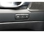 Volvo XC40 T5 Plug-in hybrid AUT7 262PK Ultimate Dark | Panoramadak | Elektrisch verstelbare voorstoelen | Climate Pack | Adaptieve Cruise Control | BLIS dodehoekdetectie | Apple CarPlay | Harman Kardon audio | 19” lichtmetalen velgen met all season banden