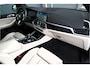 BMW X5 xDrive45e M-SPORT / PANO / INDIVIDUAL / LASER / SOFTCLOSE / HUD / HARMAN KARDON / 360 CAMERA / 22"