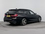 BMW 3-Serie Touring 320i Executive Edition 184PK | M-Sport | Sportstoelen | Stoelverwarming | Elektrische Kofferklep | Navigatie | Zwarte details | Apple CarPlay & Android Auto