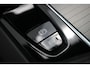 Volvo XC60 T8 Plug-in hybrid AWD Plus Dark Long Range | Panoramadak | Semi-Elektrische Trekhaak | Google Infotainment | Parkeercamera | Parkeersensoren voor + achter | Stoelverwarming |