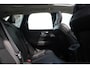 Volvo XC60 T8 Plug-in hybrid AWD Plus Dark Long Range | Panoramadak | Semi-Elektrische Trekhaak | Google Infotainment | Parkeercamera | Parkeersensoren voor + achter | Stoelverwarming |