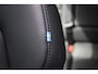 Volvo XC60 T8 Plug-in hybrid AWD Plus Dark Long Range | Panoramadak | Semi-Elektrische Trekhaak | Google Infotainment | Parkeercamera | Parkeersensoren voor + achter | Stoelverwarming |