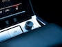 Audi E-tron e-tron 50 quattro Launch edition plus 71 kWh | Nieuwe Elektromotor | ABT | Origineel Nederlands | Lederen Bekleding | Schuif/ Kantel Panorama Dak | Black Optic | Rode Klauwen | Stoelverwarming | Navigatie |