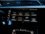 Audi E-tron e-tron 50 quattro Launch edition plus 71 kWh | Nieuwe Elektromotor | ABT | Origineel Nederlands | Lederen Bekleding | Schuif/ Kantel Panorama Dak | Black Optic | Rode Klauwen | Stoelverwarming | Navigatie |