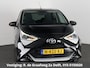Toyota Aygo 1.0 VVT-i X-Joy Pack | Apple Carplay & AndroidAUTO | Lichtmetalen velgen | Privacy Glass |
