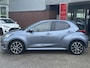 Toyota Yaris 1.5 Hybrid 115 DYNAMIC NIEUW DIRECT LEVERBAAR! MODEL 2026 STOEL/STUURVERW PARK-SENSOREN BLIND SPOT 17'' LM-VELGEN NAVI KEYLESS LED APPLE/ANDROID