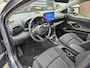 Toyota Yaris 1.5 Hybrid 115 DYNAMIC NIEUW DIRECT LEVERBAAR! MODEL 2026 STOEL/STUURVERW PARK-SENSOREN BLIND SPOT 17'' LM-VELGEN NAVI KEYLESS LED APPLE/ANDROID