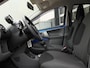 Toyota Aygo 1.0-12V Dynamic Navigator 5-Deurs automaat | Navi | Airco | LM Velgen | NAP | Zuinig!