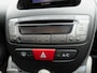 Toyota Aygo 1.0-12V Dynamic Navigator 5-Deurs automaat | Navi | Airco | LM Velgen | NAP | Zuinig!