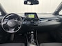 Toyota C-HR / C-HR+ 2.0 Hybrid First Edition 184PK Trekhaak NL Auto Dealer Onderhouden JBL PDC BSM Bi-Tone