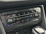 Volkswagen Tiguan 1.4 TSI eHybrid Life Automaat / Wegklapbare Trekhaak 1.800 Kg / Dealer Onderhouden / Panoramadak / Camera / Navigatie / ACC / Travel Assist / Dodehoek Detectie / Stoel & Stuurwielverwarming /