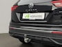 Volkswagen Tiguan 1.4 TSI eHybrid Life Automaat / Wegklapbare Trekhaak 1.800 Kg / Dealer Onderhouden / Panoramadak / Camera / Navigatie / ACC / Travel Assist / Dodehoek Detectie / Stoel & Stuurwielverwarming /