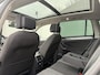 Volkswagen Tiguan 1.4 TSI eHybrid Life Automaat / Wegklapbare Trekhaak 1.800 Kg / Dealer Onderhouden / Panoramadak / Camera / Navigatie / ACC / Travel Assist / Dodehoek Detectie / Stoel & Stuurwielverwarming /