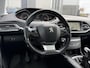 Peugeot 308 1.2 PureTech Premium | Panorama | Navigatie | Climate | Cruise | Trekhaak