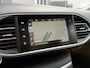 Peugeot 308 1.2 PureTech Premium | Panorama | Navigatie | Climate | Cruise | Trekhaak