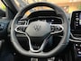 Volkswagen T-Roc 1.5 TSI R-Line Business+/ Cam/ Keyless/ IQ LED/ CarPlay/ 18''LMV
