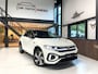 Volkswagen T-Roc 1.5 TSI R-Line Business+/ Cam/ Keyless/ IQ LED/ CarPlay/ 18''LMV