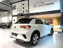 Volkswagen T-Roc 1.5 TSI R-Line Business+/ Cam/ Keyless/ IQ LED/ CarPlay/ 18''LMV