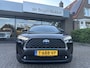 Toyota Corolla Cross 2.0 High Power Hybrid First Edition, origineel Nederlandse auto, 1e eigenaar, dealeronderhouden, trekhaak, parkeersensoren voor en achter, Apple Carplay, Android Auto, halflederen bekleding, stoelverwarming, Toyota 10 jaar garantie programma, Toyota pechh