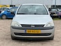Opel Corsa 1.0-12V/ LAAG KM/ RIJDT HEERLIJK