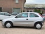 Opel Corsa 1.0-12V/ LAAG KM/ RIJDT HEERLIJK