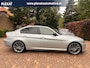 BMW 3-Serie 325i Business Line Aut. | Xenon | Apple Carplay | Slechts 125.000KM | Orgineel NL Geleverd | Trekhaak | PDC | Historie