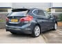 BMW 2-Serie Active Tourer 225xe Luxury Line High Executive NL-auto [ Panoramadak Leder Stoelverw HUD Adaptive Cruise Control ]