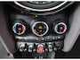 MINI Cooper S Mini 2.0 John Cooper Works | Pano | Carplay | JCW Kit | PDC | Carplay | Stoelverwarming | Leder | Cruise | Schakelpaddles | Pepper White