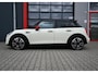MINI Cooper S Mini 2.0 John Cooper Works | Pano | Carplay | JCW Kit | PDC | Carplay | Stoelverwarming | Leder | Cruise | Schakelpaddles | Pepper White